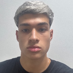 MURILO KOSCHEWIS DE AGUIAR