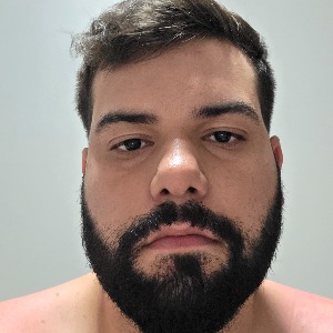 LEONARDO BAIRROS DE OLIVEIRA 